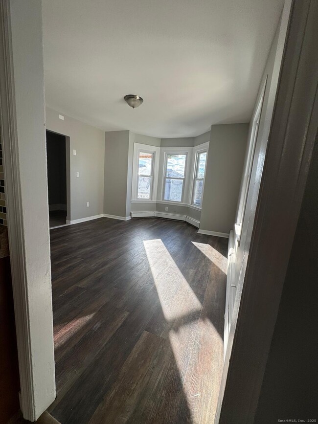 Photo - 422 Lafayette St Unit 1R