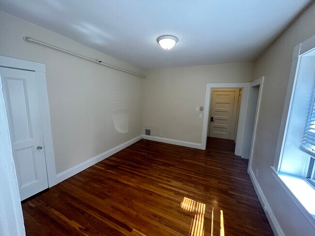 Photo - 1470 Beacon St Unidad 04