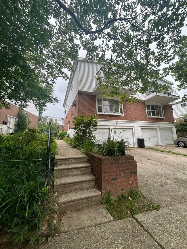 Photo - 477 Parlin St Apartments Unit #2