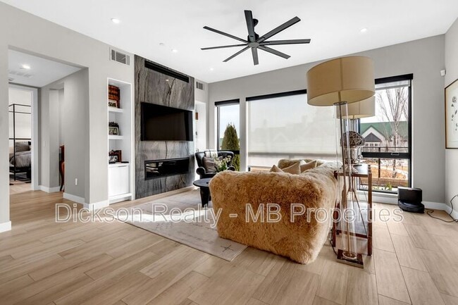 Photo - 76 Caballada St