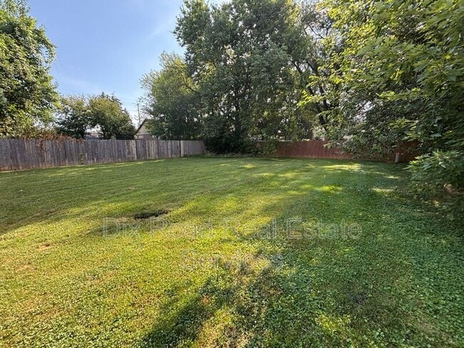 Photo - 1415 Villa Ct
