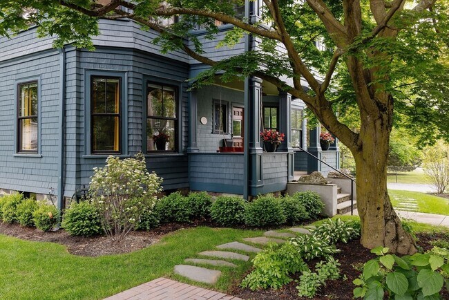 Photo - 21 Walnut St Unit 2