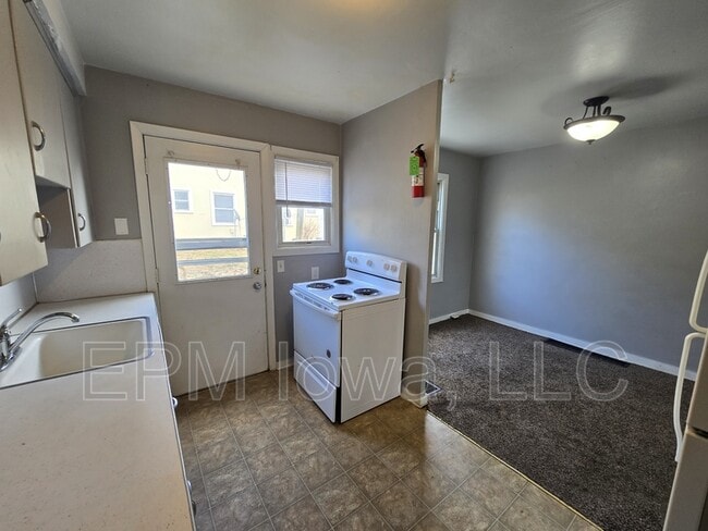 Photo - 237 Madison St