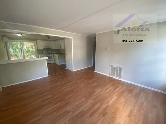 Building Photo - 618-B Dashland Dr