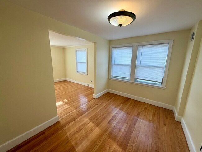 Photo - 84 Chittick Rd Unit 2