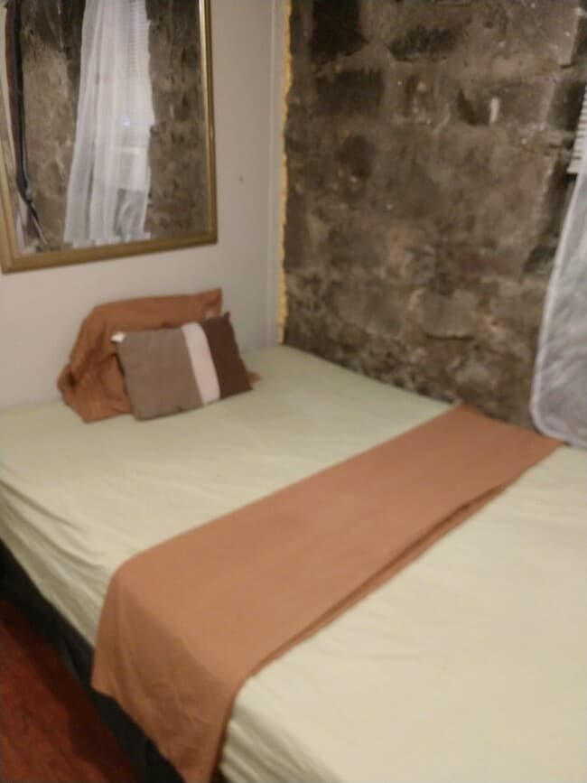 Fully Furnished Rooms For Rent