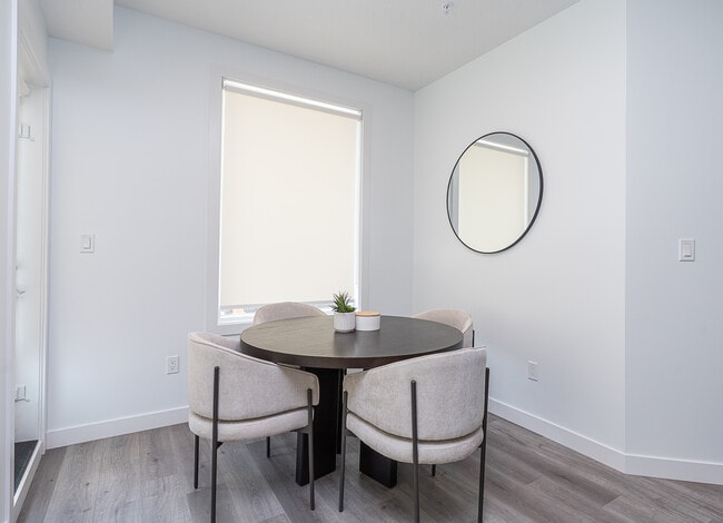 Dining Room - Urban Flats