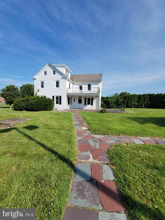 Photo - 1022 Gravel Pike House