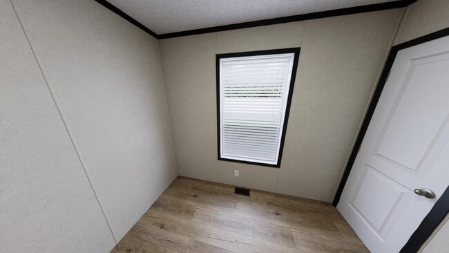 Photo - 3235 Birch Ln