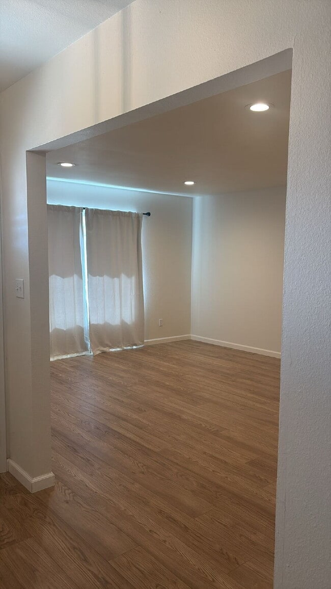 Photo - 2722 W Monte Ave