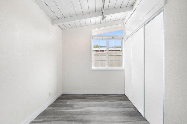 Photo - 316 E 21st St Unit A