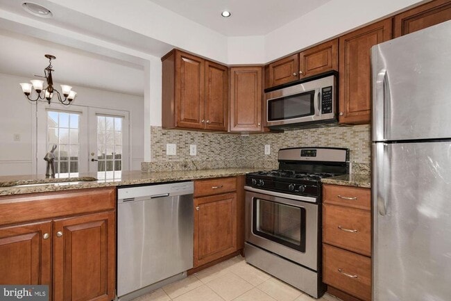 Photo - 305 Sequoia Dr