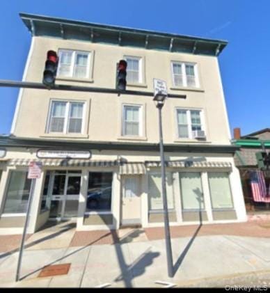 Building Photo - 53 Gleneida Ave Unit 3N