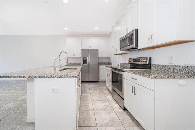 Photo - 11139 Hanlon Ter Aly Townhome