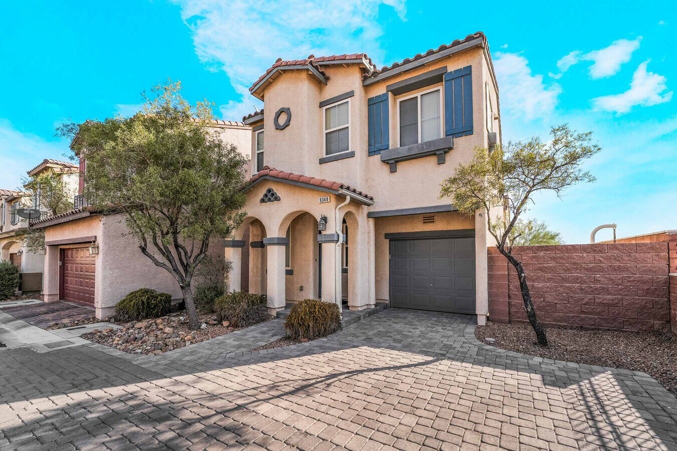 Photo - Mountains Edge Gem with Dual Masters! House