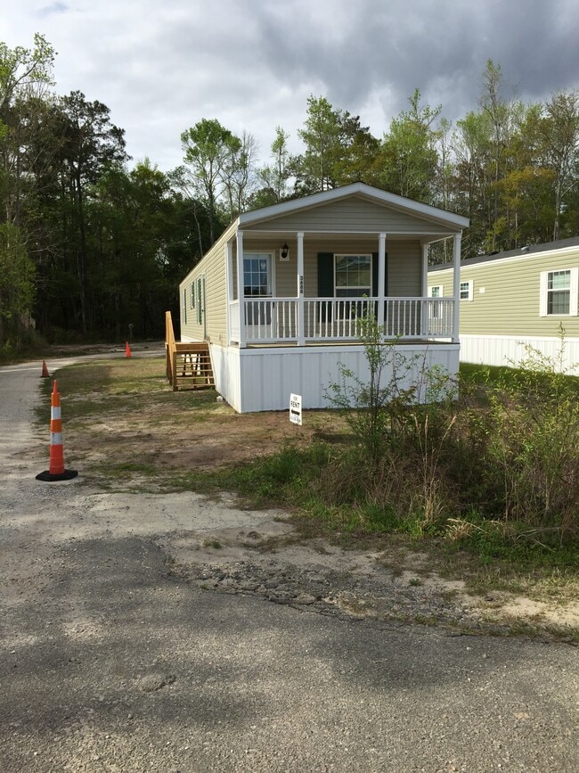 Building Photo - 3688 Chapel Ln Rental