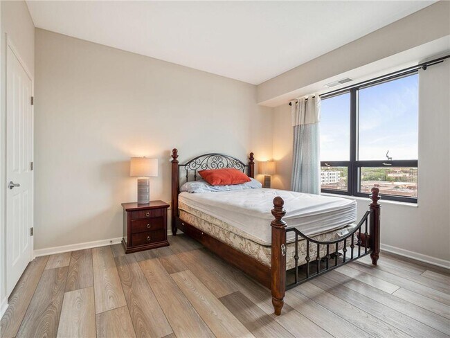 Photo - 500 E Grant St Unidad 806