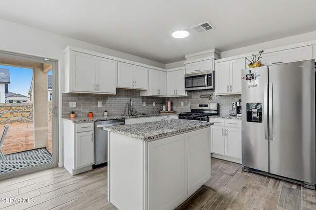 Photo - 15252 Apex Ct