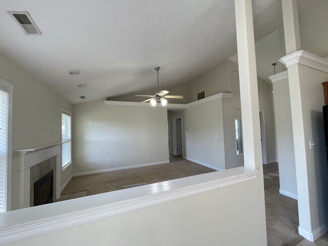 Photo - Three Bedroom Single Family Home - West Lafayette