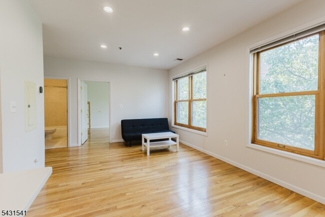 Photo - 323 Jackson St Unit 301