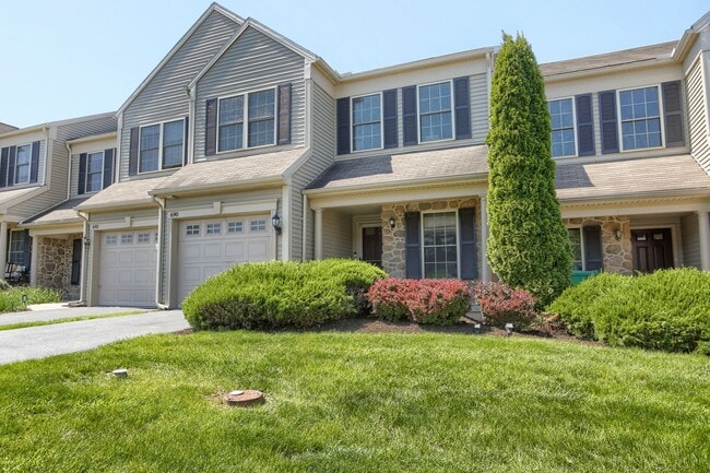 Photo - 690 Stoverdale Rd