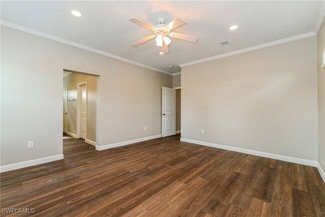 Building Photo - 1844 Welk St Rental