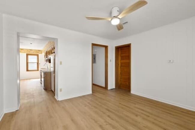 Building Photo - 515 Wabash Ave Unit B (Middle Floor) Rental