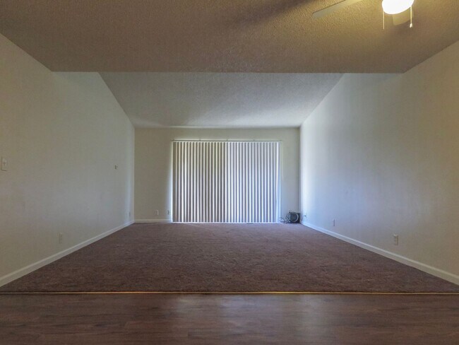 Photo - 1021 Swingwood Dr NE Unit SPR025