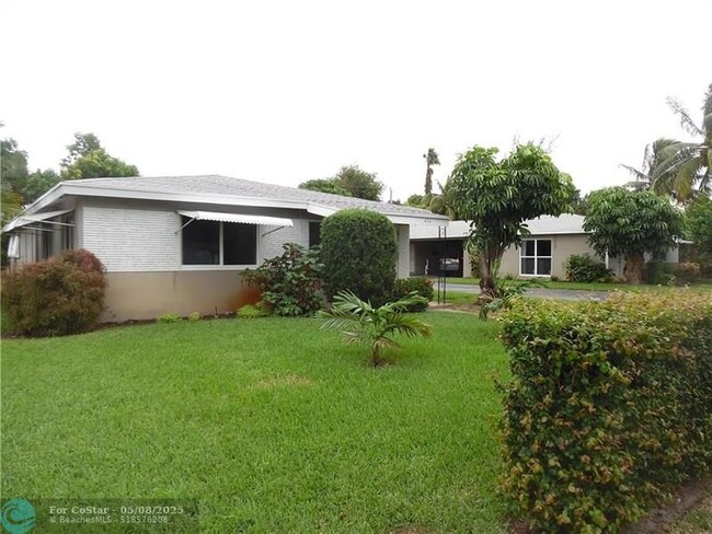 Photo - 420 NE 22nd Ave Unidad 420 Rental