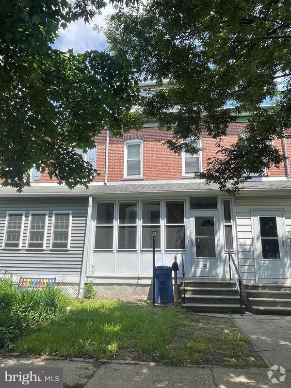 Building Photo - 42 3rd Ave Rental