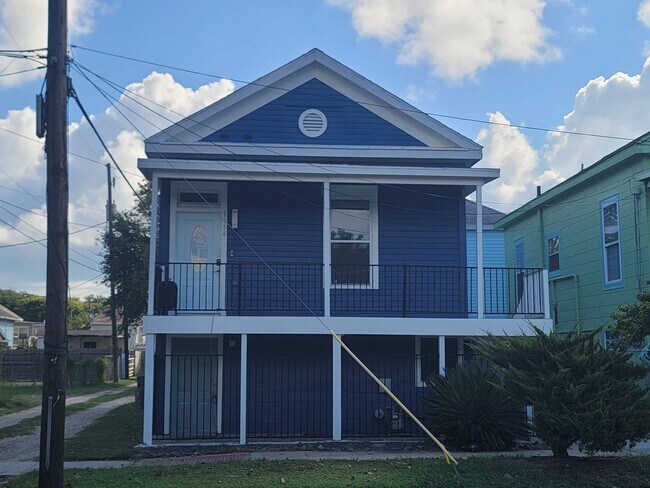 2 Blocks From Seawall - 2 bed 1.5 bath - 2 Blocks From Seawall - 2 bed 1.5 bath Casa