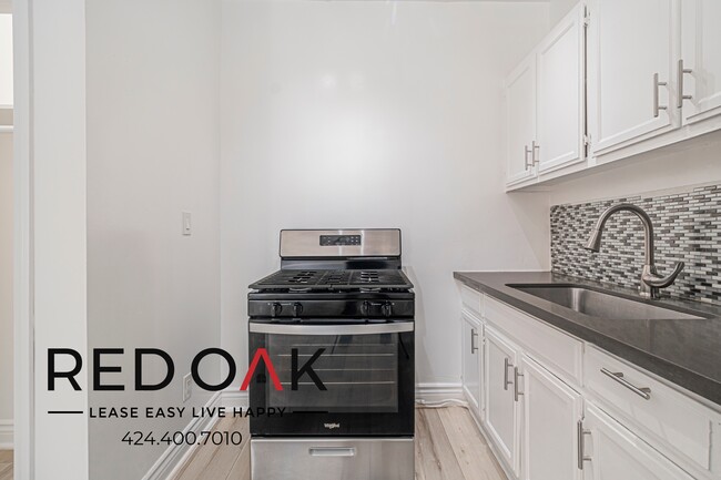 Photo - 744 Beacon Ave Unidad 517