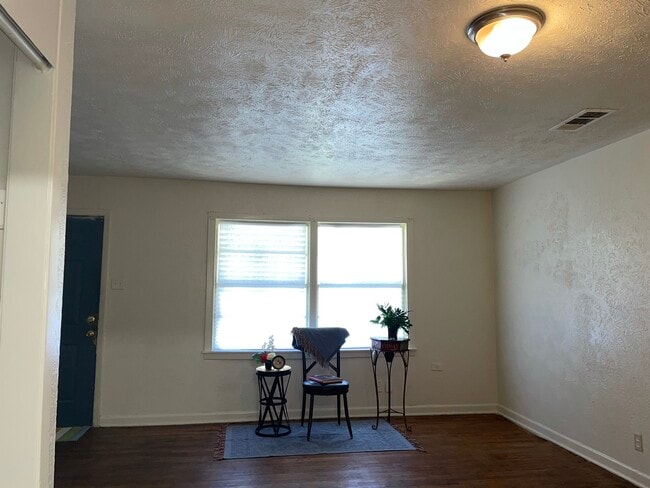 Photo - 4325 Forbes St