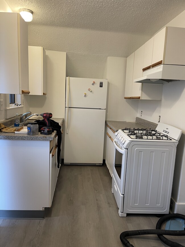 Building Photo - 56 School St Unit Apartment 2F