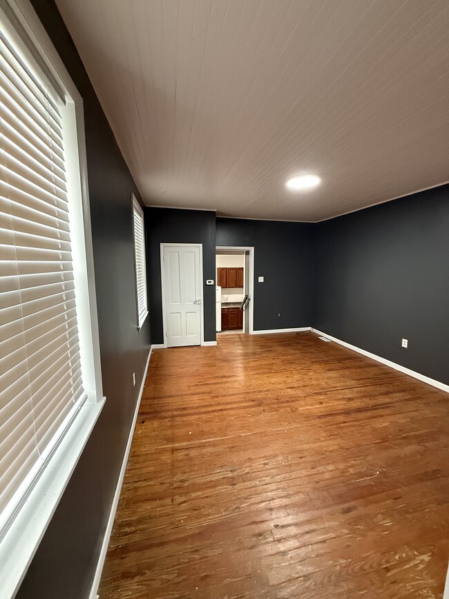 Photo - 56 S Pershing Ave Unit A