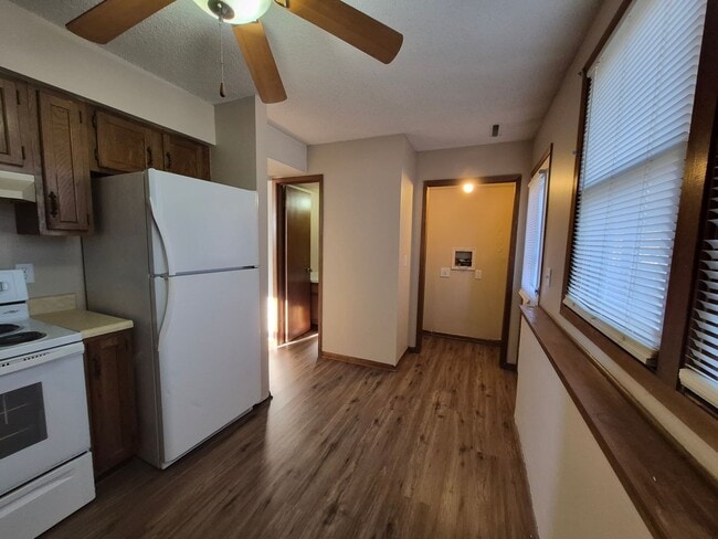 Photo - 1761-1763 E Lacona Avenue Unit 1761 E Lacona Avenue