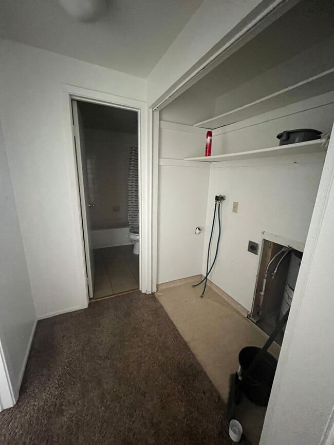 Photo - Binning Spring Unit 4