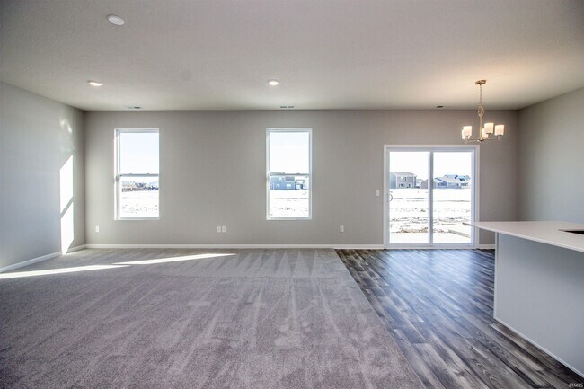 Photo - 1003 W Hamilton Rd N