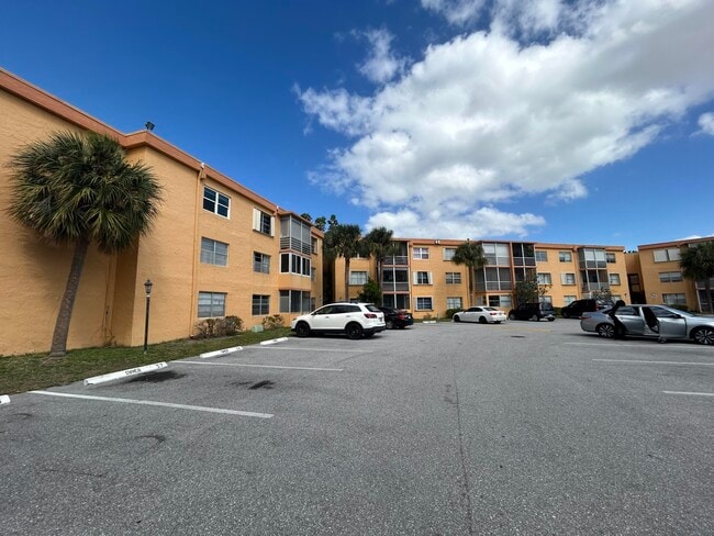 Photo - 4314 NW 9th Ave Unit 4-2b