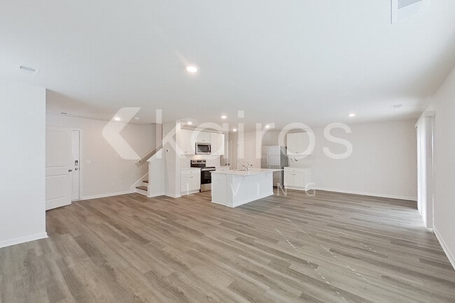 Photo - 125 Inez Ave