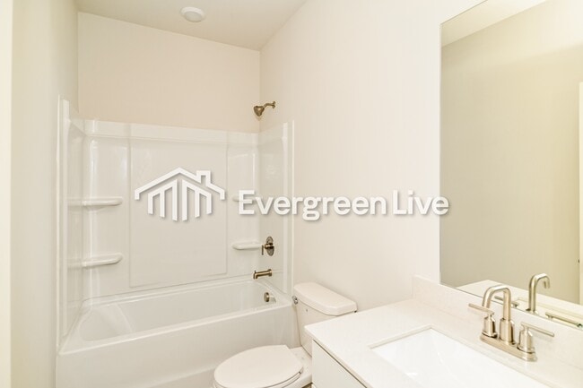 Photo - 692 Shoemaker Ln