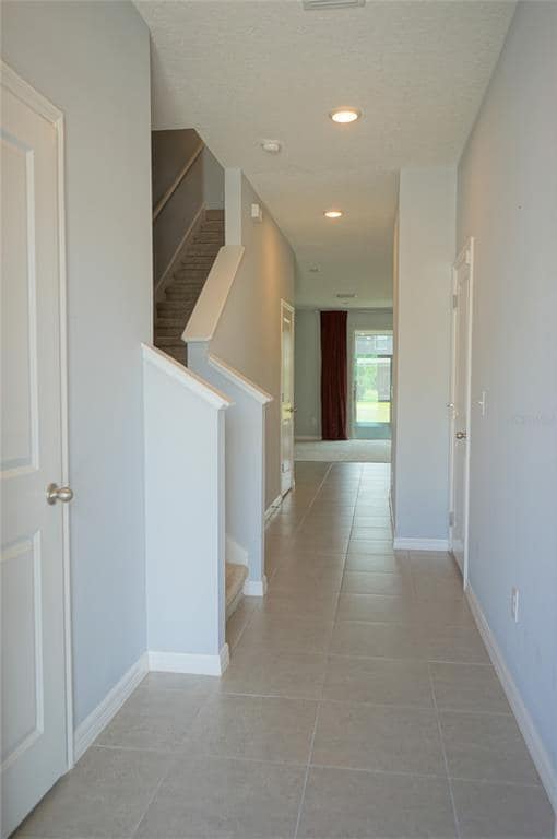 Photo - 6911 Breezy Palm Dr