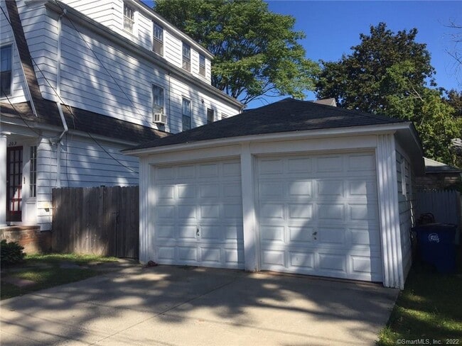 Photo - 209 Willard St Unit 1