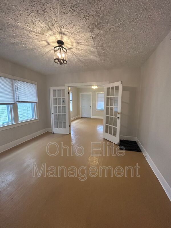 Photo - 2229 E 5th Ave