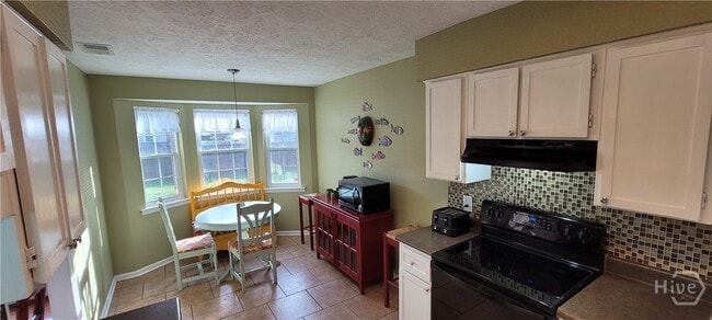 Photo - 8 Wyckfield Ct