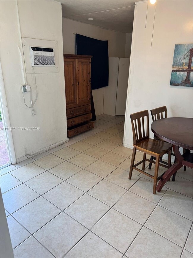 Photo - 510 NW 76th Ave