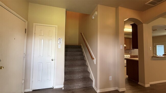 Photo - 5127 Prosperity Cir