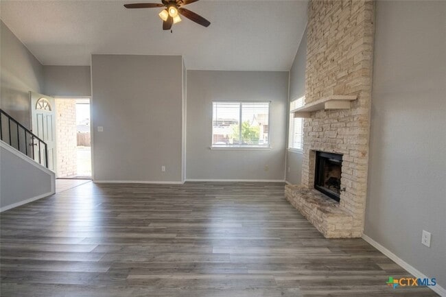 1225 Westway Cir