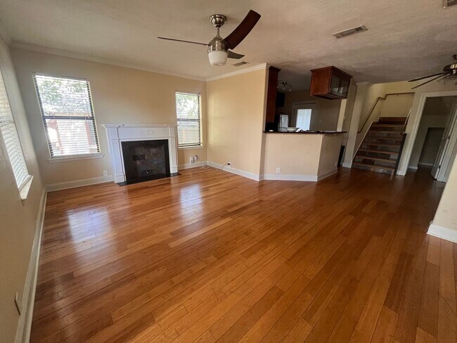 Photo - 7bed/6.5bath + 3 car garage and carport