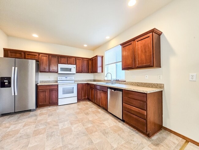 Photo - Lake Stevens 4-bed